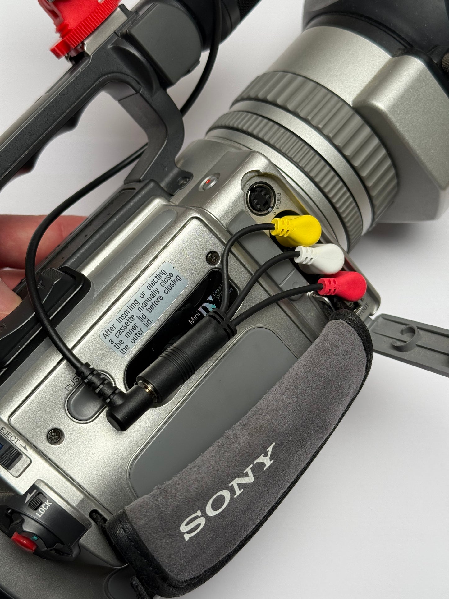 3x RCA / Cinch auf 3.5mm Klinke Adapter (Female) – für Sony VX1000, VX2000, VX2100 – Tapeless Camcorder Setup