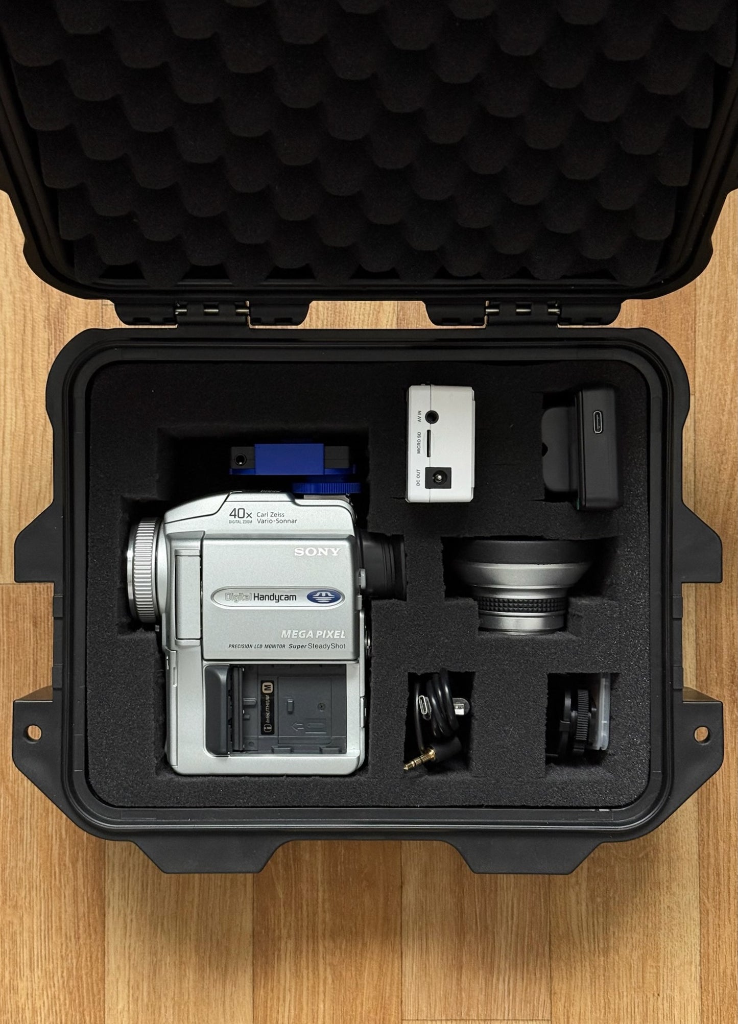 Camcorder hard case - Sony DCR PC 110 - ImmersionRC Powerplay - MiniDVR - fisheye